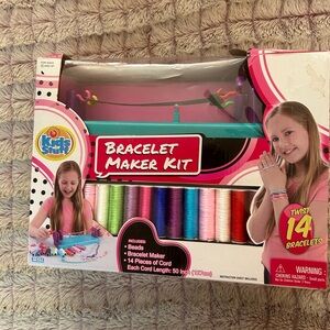 Kids Stuff Bracelet Maker Kit - twist 14 bracelets
